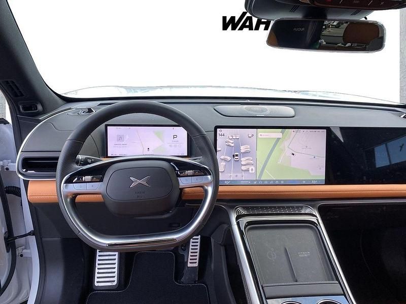 Neu XPENG G9 405 kW (551 PS) 2025 Weiß SUV