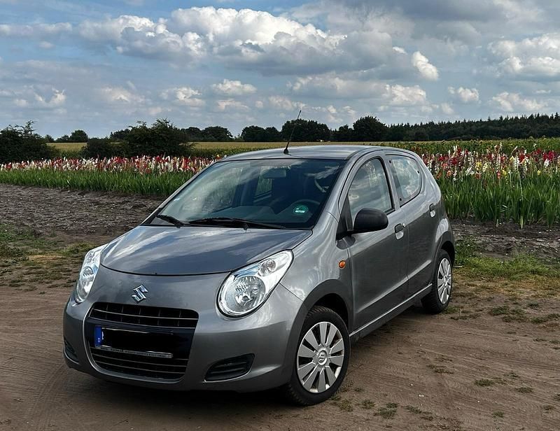 Grau Gebraucht 2014 Suzuki Alto Kleinwagen | 1.490 € (Guter Preis) - Bild 1/4