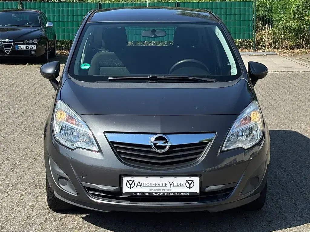 Gebraucht Opel Meriva Edition 101 PS (74 kW) 2011 Grau Van / Kleinbus