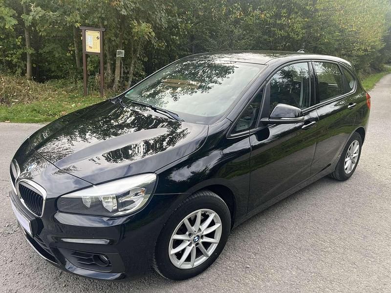 Gebraucht BMW 218 Advantage 150 PS (110 kW) 2011 Schwarz Van / Kleinbus