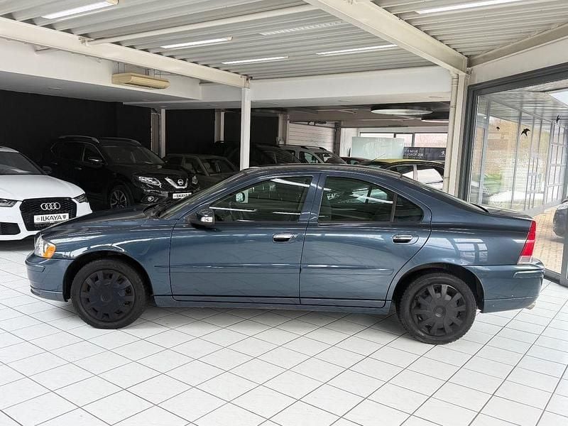 Gebraucht Volvo S60 179 PS (131 kW) 2009 Blau Limousine