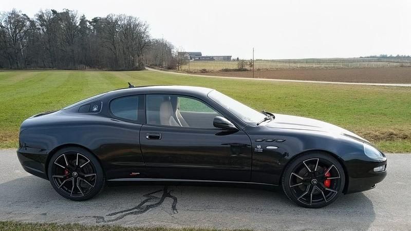 Gebraucht Maserati 4200 390 PS (286 kW) 2004 Schwarz Coupé