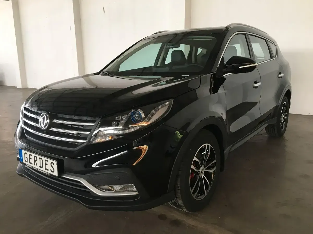 Gebraucht DFSK Glory 580 145 PS (106 kW) 2019 Schwarz SUV