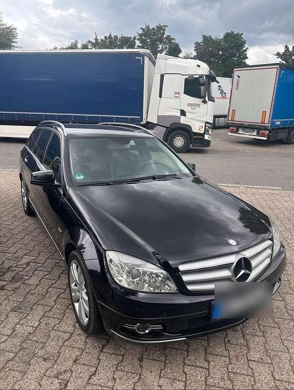Gebraucht Mercedes C180 Avantgarde 156 PS (114 kW) 2010 Kombi