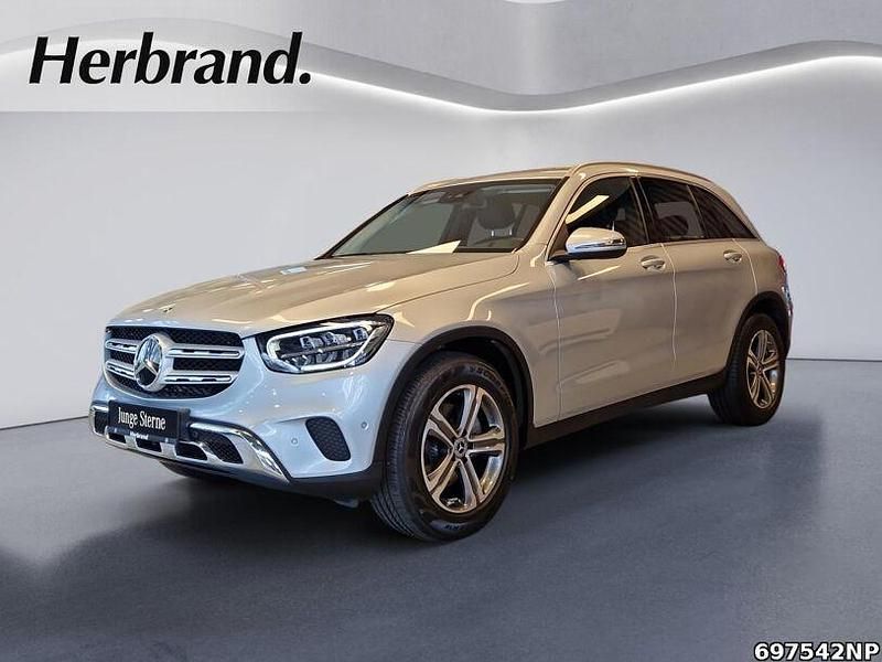Gebraucht Mercedes GLC220 194 PS (142 kW) 2022 Hightechsilber SUV