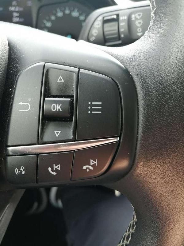 Gebraucht Ford Fiesta S 101 PS (74 kW) 2018 Weiß Kleinwagen