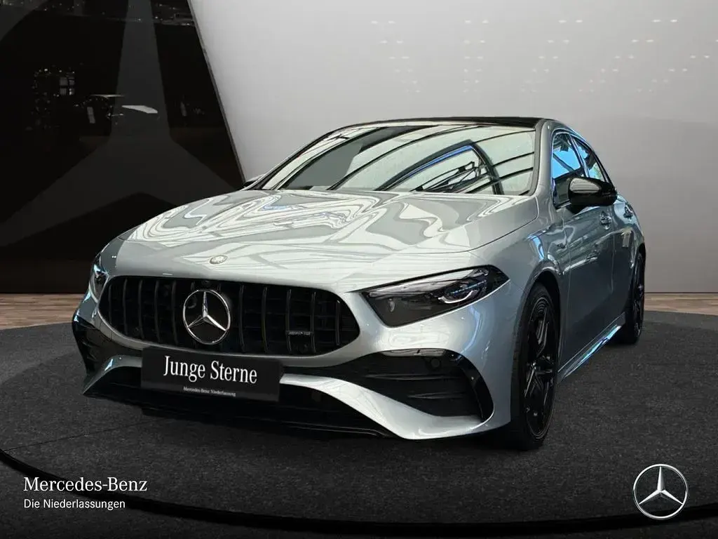 Gebraucht Mercedes A35 AMG AMG 306 PS (225 kW) 2025 Silber Limousine