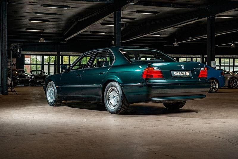 Gebraucht BMW 750 326 PS (239 kW) 1995 Grün Limousine