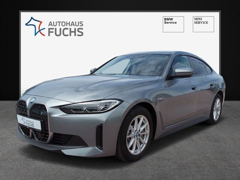 Grau Gebraucht 2022 BMW i4 Limousine | 43.650 € - Bild 1/4