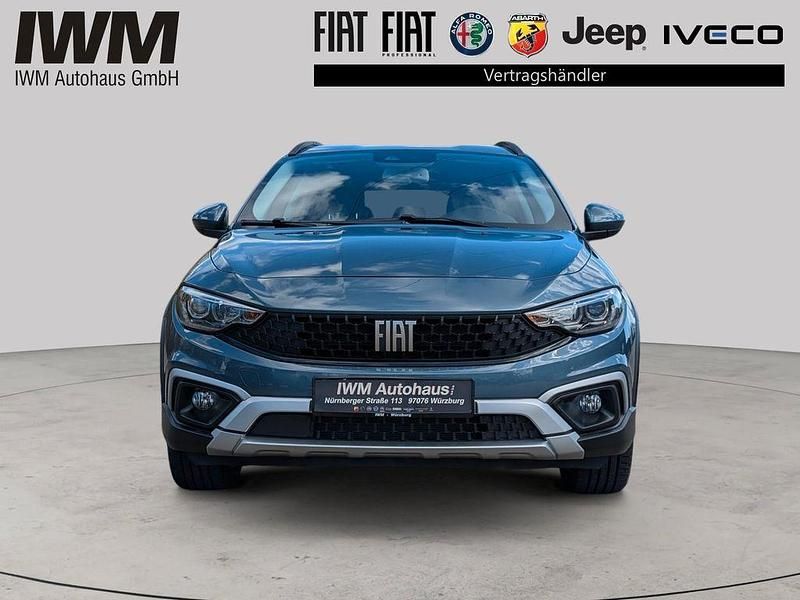 Usata Fiat Tipo Cross 131 CV (96 kW) 2024 Blu Berlina