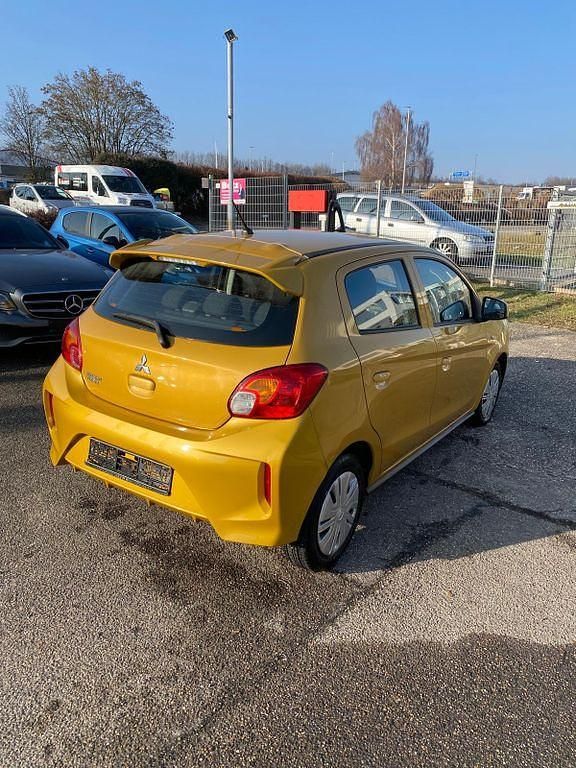 Gebraucht Mitsubishi Space Star Basis 71 PS (52 kW) 2020 Gelb Kleinwagen