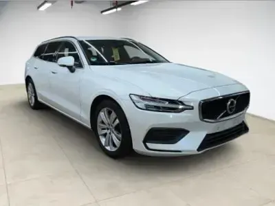 Gebraucht Volvo V60 Core 197 PS (144 kW) 2024 Kombi