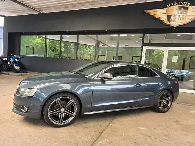 Używany Audi A5 S-line plus 190 KM (139 kW) 2011 Szary Coupe