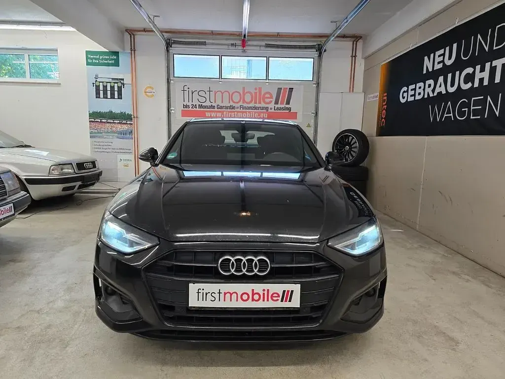 Gebraucht Audi A4 Advanced 204 PS (150 kW) 2021 Schwarz Limousine