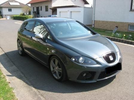 Usata Seat Leon 328 CV (241 kW) 2006 Grigio Berlina