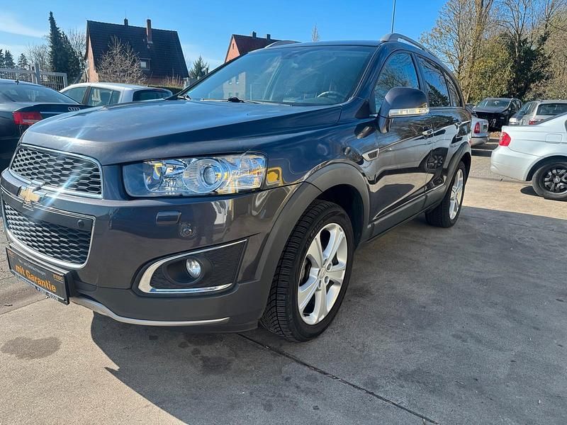 Gebraucht Chevrolet Captiva 184 PS (135 kW) 2014 Grau SUV