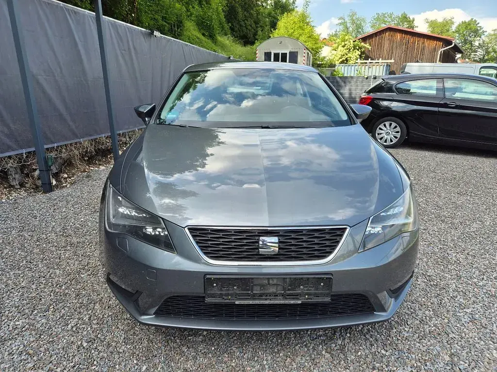 Gebraucht Seat Leon Style 125 PS (91 kW) 2016 Grau Limousine