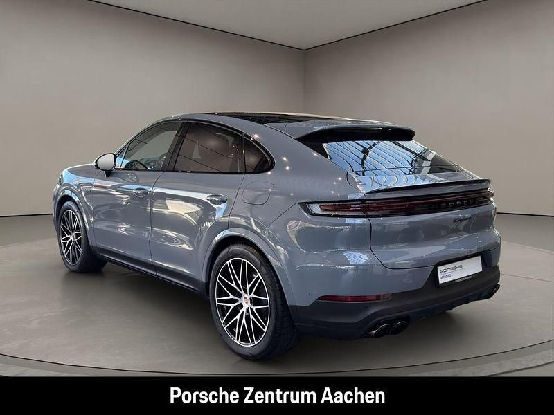 Gebraucht Porsche Cayenne 470 PS (345 kW) 2024 Grau SUV