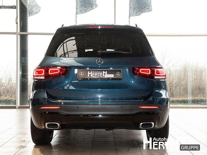 Gebraucht Mercedes GLB200 Progressive 150 PS (110 kW) 2023 Denimblau SUV