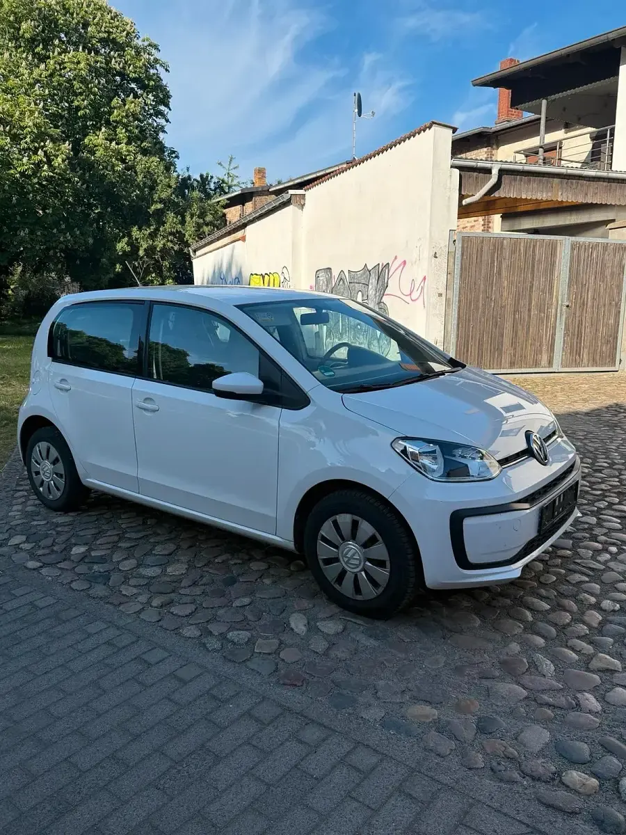 Gebraucht VW up! 68 PS (50 kW) 2017 Weiß Kleinwagen