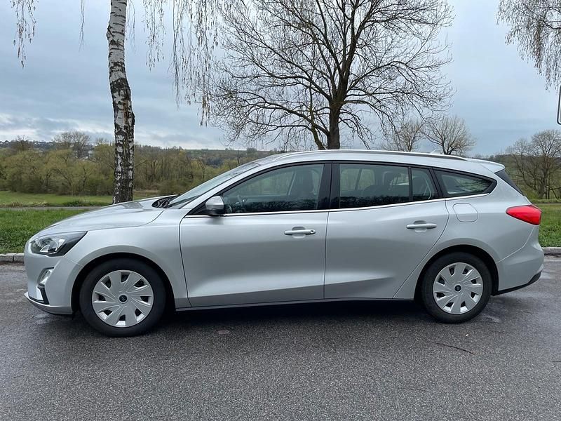 Second-hand Ford Focus 120 CP (88 kW) 2020 Argintiu Break