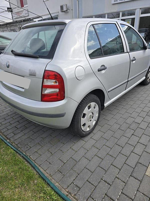 Gebraucht Skoda Fabia 75 PS (55 kW) 2003 Silber Limousine
