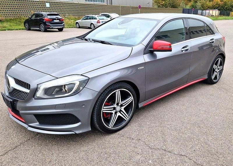 Grau Gebraucht 2014 Mercedes A250 Limousine | 9.800 € (Fairer Preis) - Bild 1/4