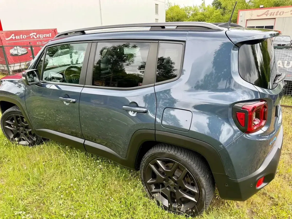 Gebraucht Jeep Renegade 241 PS (177 kW) 2021 Slate blue pearl coat SUV