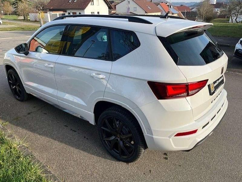 Neu Cupra Ateca 150 PS (110 kW) 2026 "bila" weiss SUV