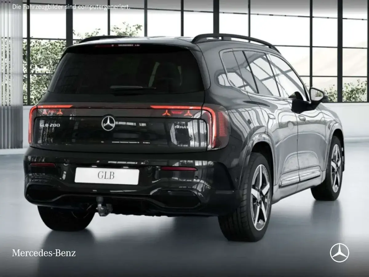 Gebraucht Mercedes GLB200 AMG 163 PS (119 kW) 2026 Schwarz SUV