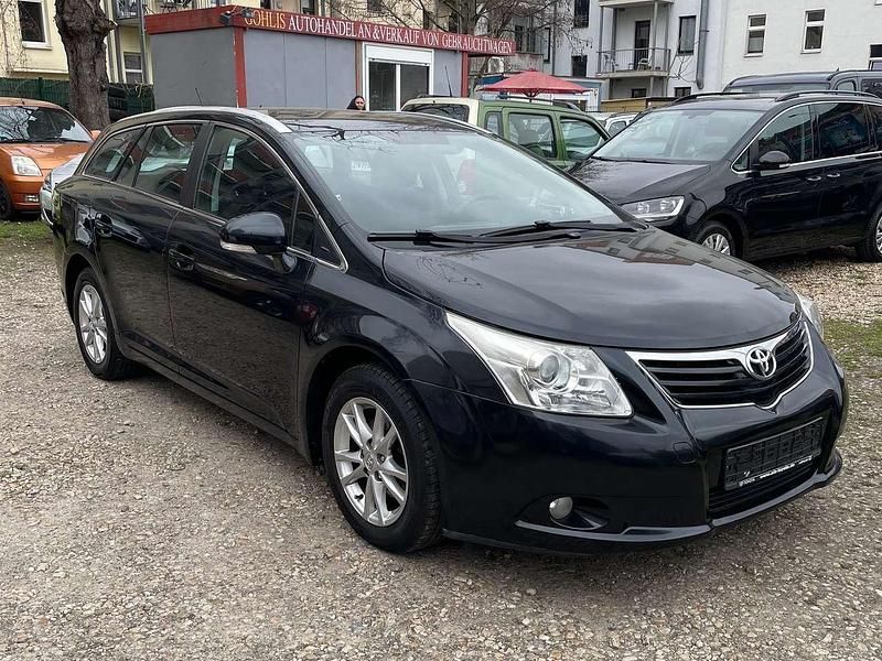 Schwarz Gebraucht 2011 Toyota Avensis Kombi | 6.300 € (Fairer Preis) - Bild 1/4