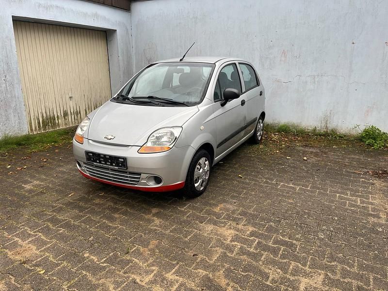 Silber Gebraucht 2010 Chevrolet Matiz Kleinwagen | 800 € (Superpreis) - Bild 1/4