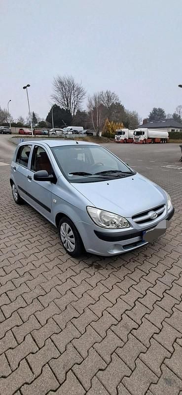 Gebraucht Hyundai Getz 67 PS (49 kW) 2009 Silber Kleinwagen