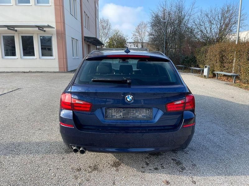 Gebraucht BMW 520 Performance 184 PS (135 kW) 2011 Blau Kombi