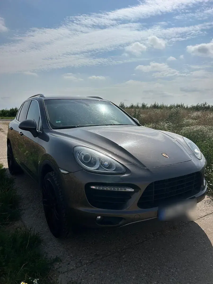 Gebraucht Porsche Cayenne Turbo 500 PS (367 kW) 2010 Braun SUV