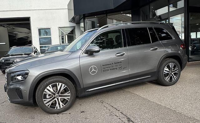 Gebraucht Mercedes GLB200 Advanced 150 PS (110 kW) 2025 Grau SUV