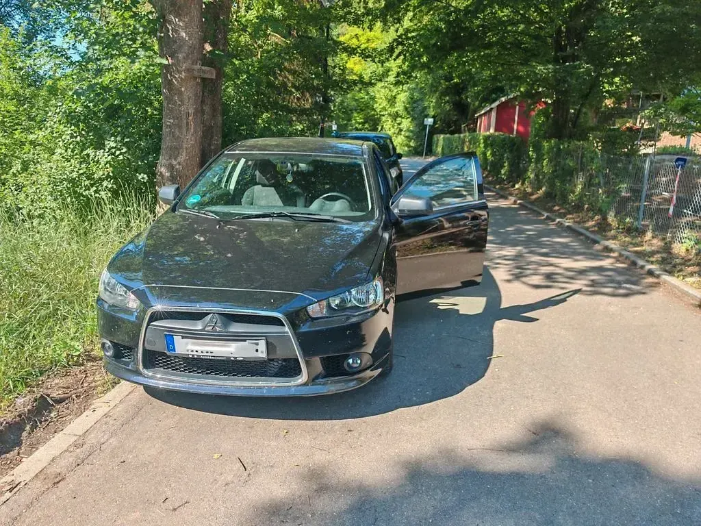 Gebraucht Mitsubishi Lancer 140 PS (102 kW) 2010 Schwarz Limousine