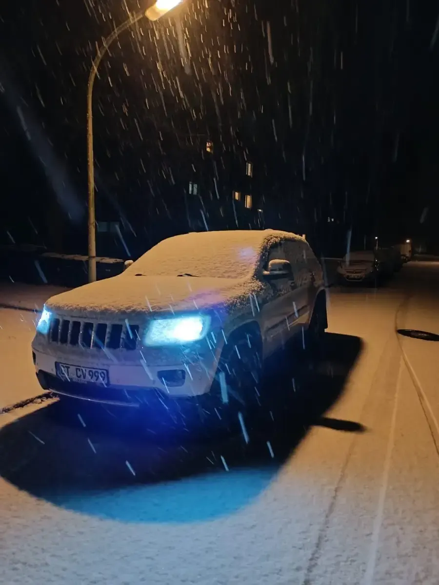 Gebraucht Jeep Grand Cherokee Overland 241 PS (177 kW) 2011 Grau SUV