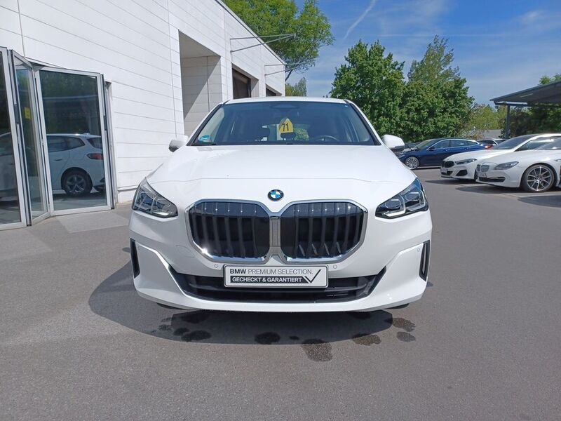 Gebraucht BMW 216 Active Tourer 122 PS (89 kW) 2024 Weiß Van / Kleinbus