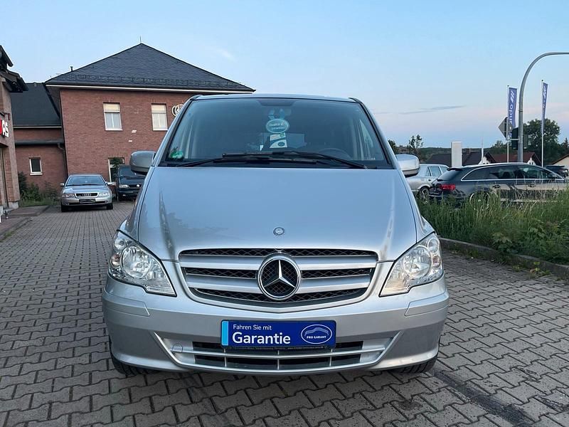 Gebraucht Mercedes Vito 163 PS (119 kW) 2012 Silber Van
