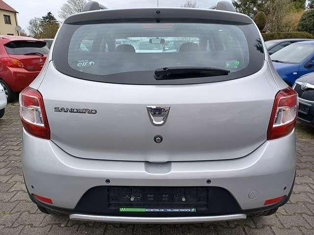 Gebraucht Dacia Sandero Prestige 90 PS (66 kW) 2014 Platingrau Kleinwagen