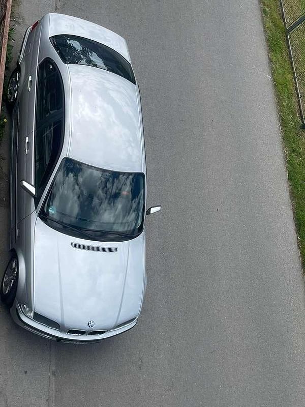 Gebraucht 2001 BMW 316 Limousine | 1.500 € (Guter Preis) - Bild 1/4