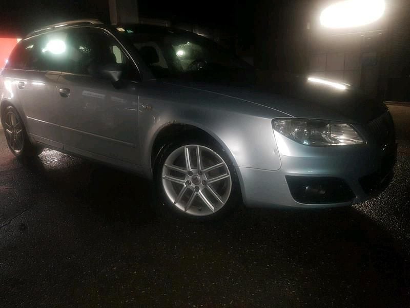 Silber Gebraucht 2011 Seat Exeo Kombi | 2.850 € (Superpreis) - Bild 1/4