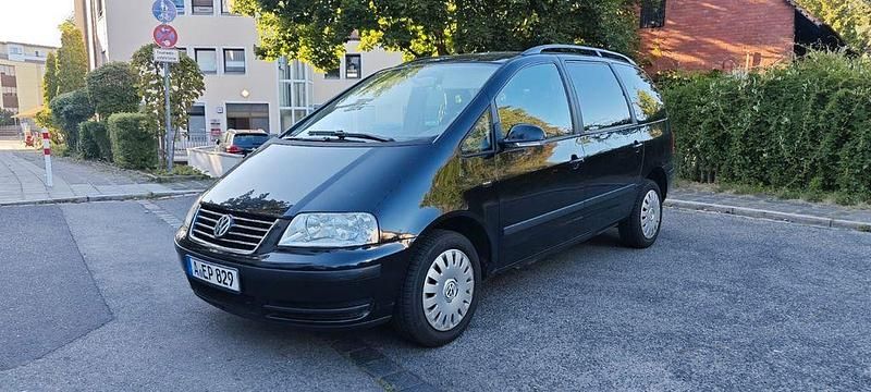 Schwarz Gebraucht 2007 VW Sharan Trendline Van / Kleinbus | 3.000 € (Superpreis) - Bild 1/4