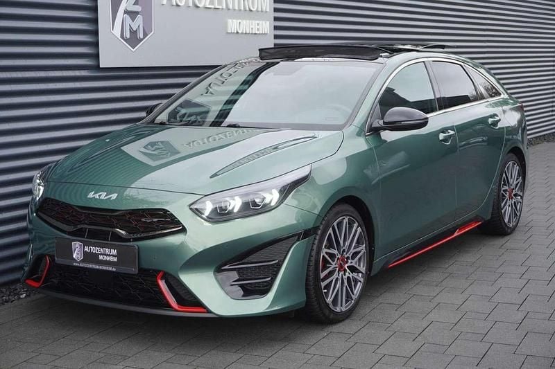 Gebraucht Kia ProCeed GT 204 PS (150 kW) 2022 Grün (experience green metallic) Kombi