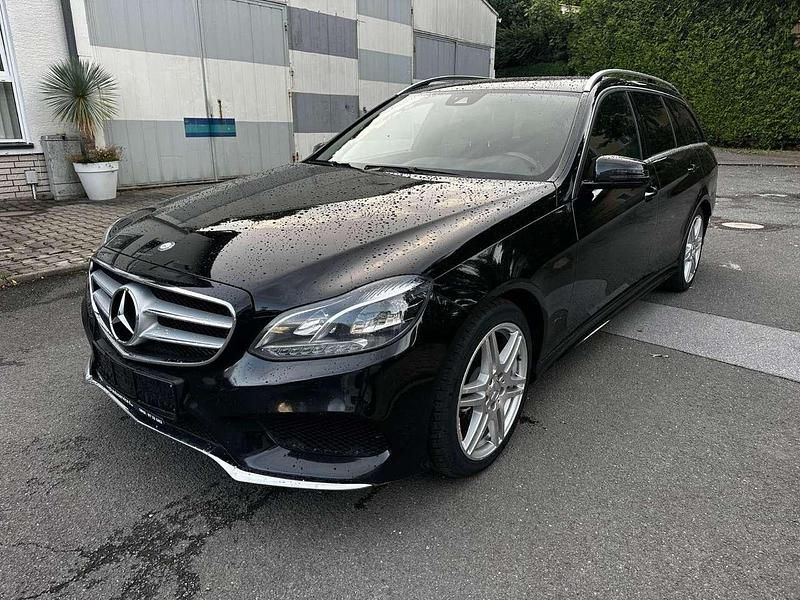 Obsidianschwarz Gebraucht 2014 Mercedes E250 AMG Kombi | 12.888 € (Etwas zu teuer) - Bild 1/4