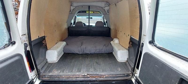 Gebraucht VW Caddy 64 PS (47 kW) 2003 Weiß Van / Kleinbus