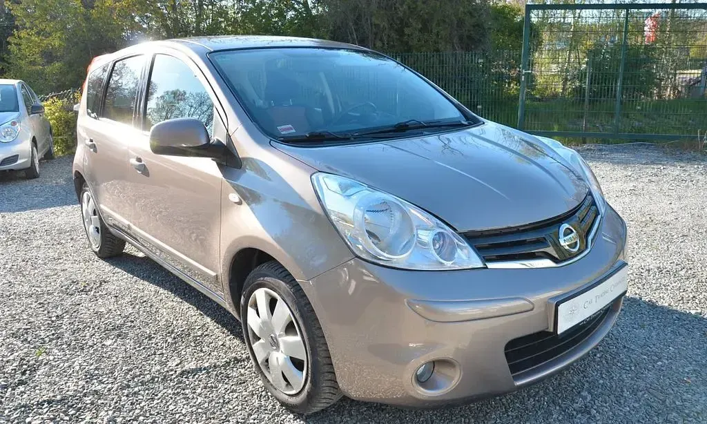 Gebraucht Nissan Note Acenta 88 PS (64 kW) 2011 Braun Limousine