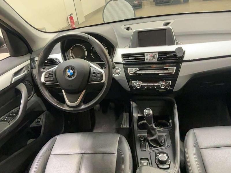Weiß Gebraucht 2020 BMW X1 Advantage SUV | 19.323 € (Guter Preis) - Bild 1/4