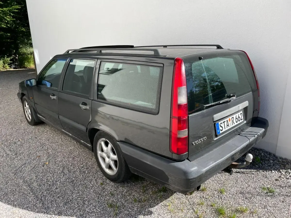 Gebraucht Volvo 850 144 PS (105 kW) 1994 Schwarz Kombi